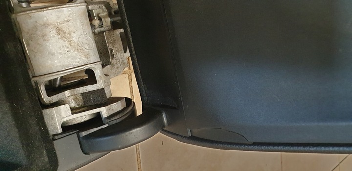 фото №10, Подлокотник бардачок туннеля среднего audi a6 c6