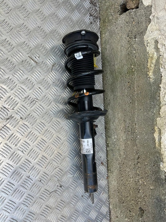 фото №1, Vw arteon амортизатор перед лівий. переднє 3q0413031cm