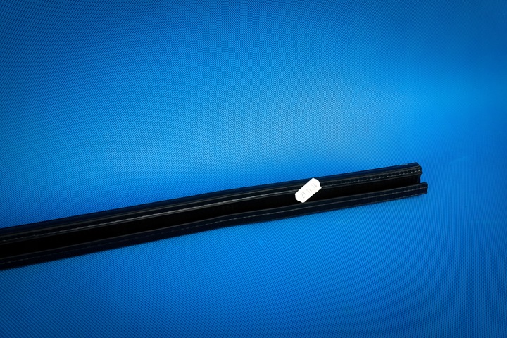 фото №6, Прокладка накладка стёкла левый зад audi q7 sq7 4m 4m0839479