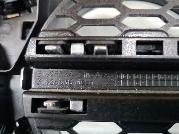 фото №8, Решітка радіатора решітка volvo xc60 ii 2 r-design r design