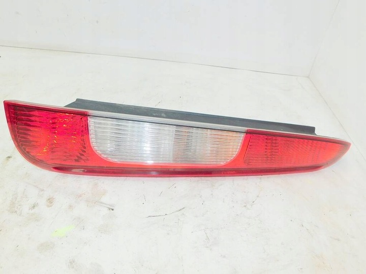 фото №3, Ford focus c-max mk1 лампа праві зад