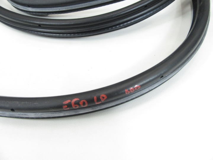 фото №7, Прокладка дверь перед передних bmw e60 e61