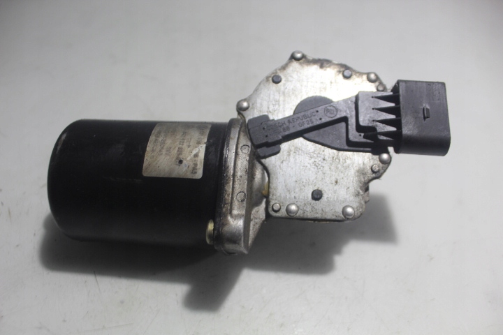 фото №3, Двигунчик двірник перед volkswagen golf iv