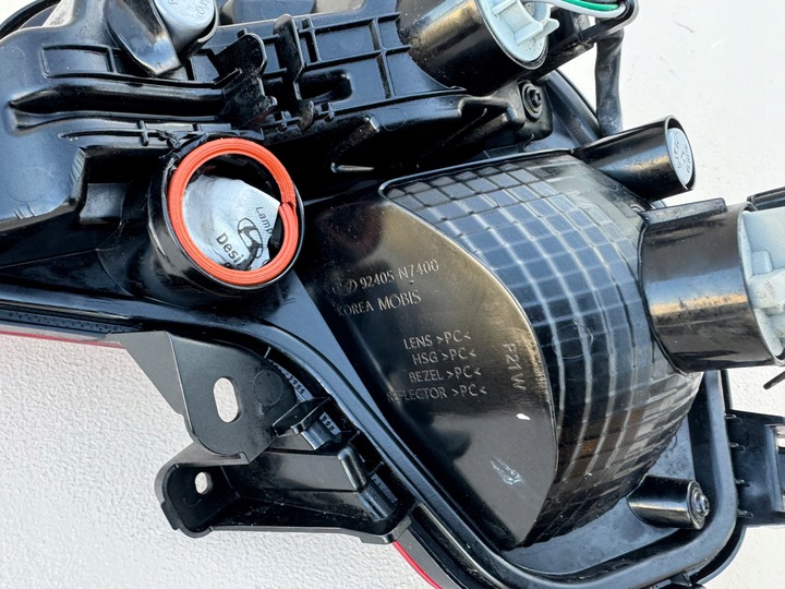 фото №13, Hyundai tucson iv 4 n-line 20r- лампа левый зад задняя левая