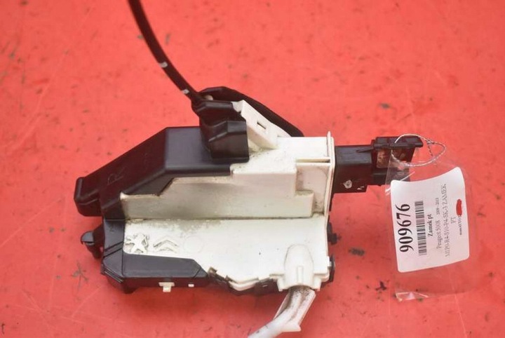 фото №1, Замок двері правий зад задній 732299 peugeot 5008 1 i 09-13