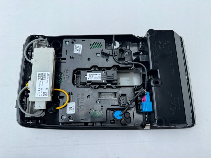 фото №4, Лампа освітлення кабіни led 4g0947135f et1 audi a6 c7 4g рестайлінг