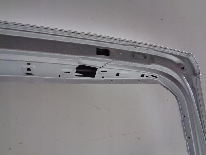 фото №8, Кришка задня vw touran 5ta 16- номер 41047