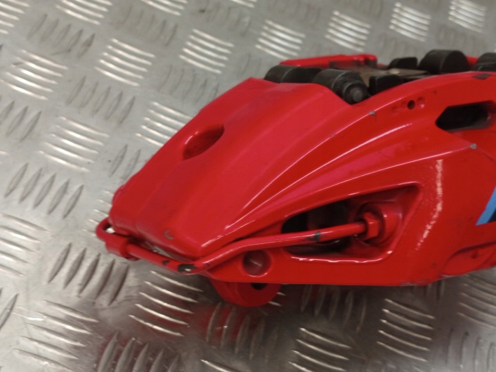 фото №11, Bmw (oem) 8843352 3' g20 g21 суппорт тормозной правое перед