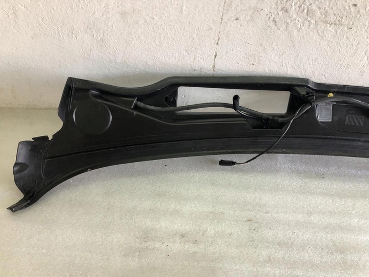 фото №11, Панель под лобовым стеклом пластиковый 15677210 bmw e90 e91