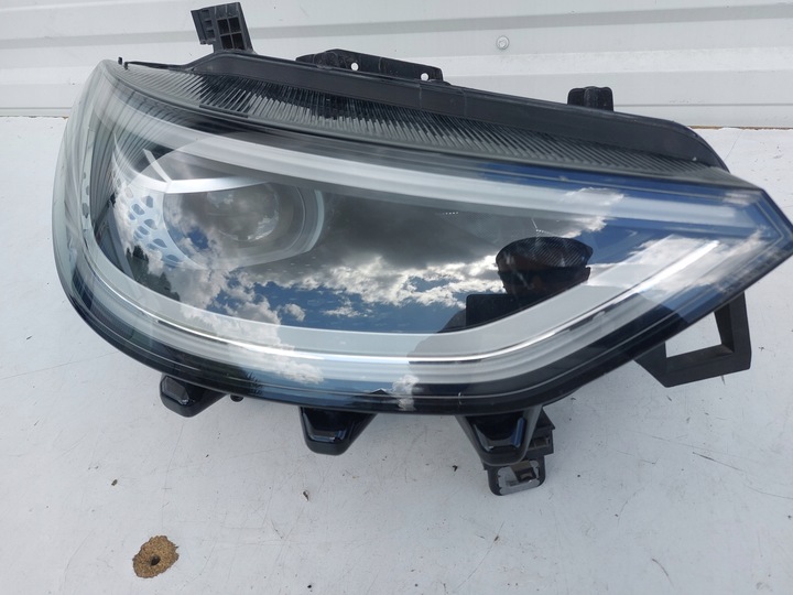 фото №13, Лампа праві перед повний led vw id3 eu