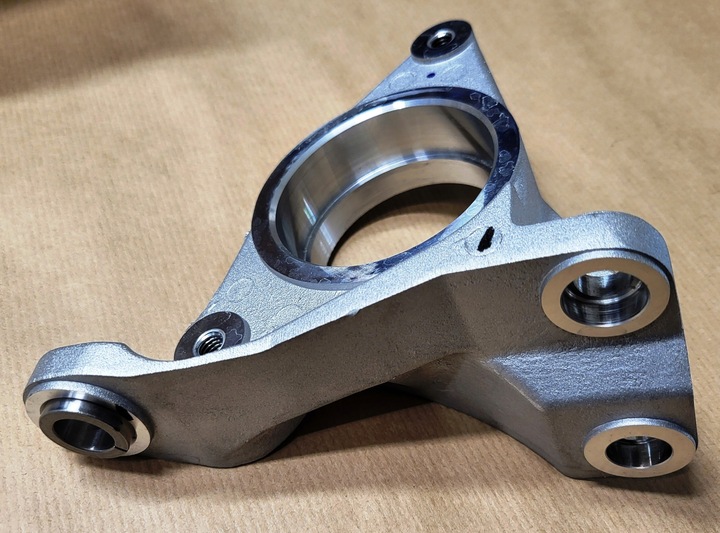 фото №10, Новый оригинальный кронштейн двигателя renault kadjar 1.5dci 39780jd500