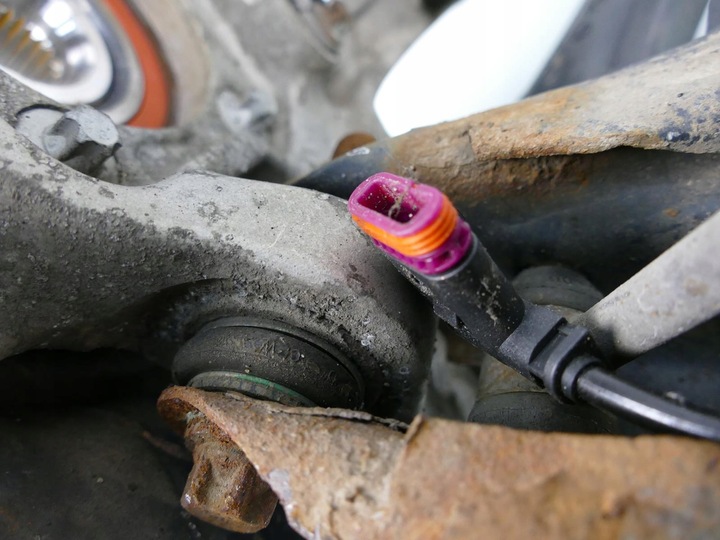 фото №15, Mercedes c w204 1.8 cgi ступиця важелі лівий зад