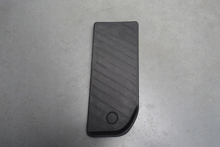 фото №1, Audi q7 sq7 4m подножка podnóżek