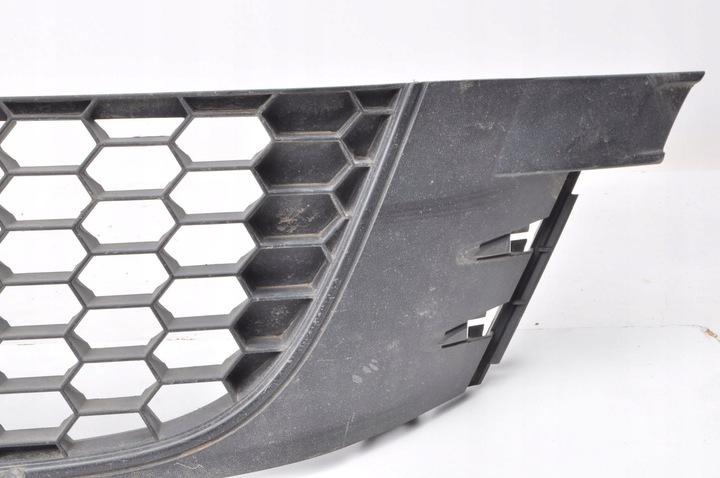 фото №7, Volkswagen scirocco iii решітка решітка бампера 1k8853677