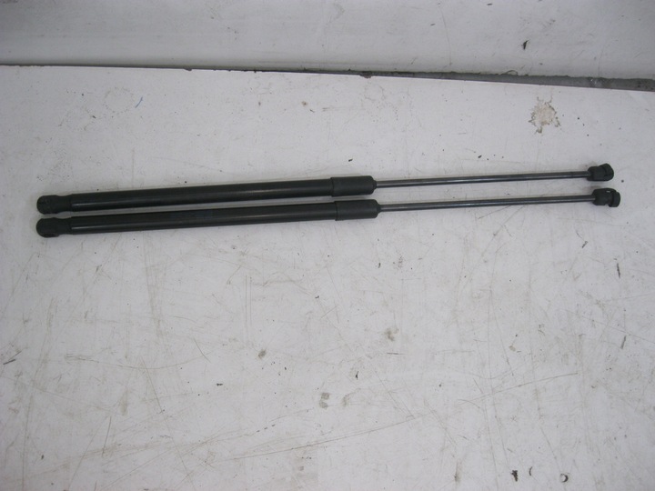 фото №1, Audi q2 81a телескоп амортизатор крышки зад 81a827552a