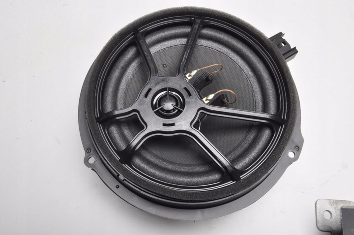 фото №8, Ford fiesta mk8 динамики набор усилитель