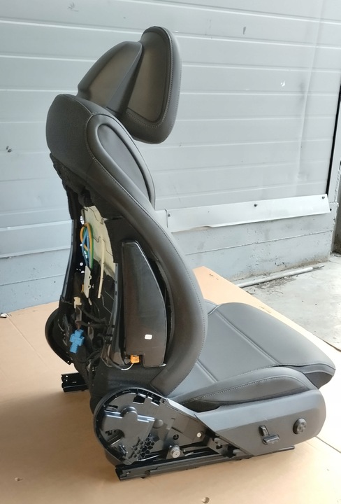 фото №4, Сиденье пассажира правые перед mercedes c класс w206 кожа