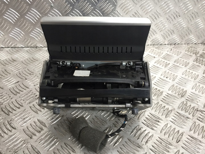 фото №1, Комплект экран дисплей лебёдка 4h0857273c audi a8 d4