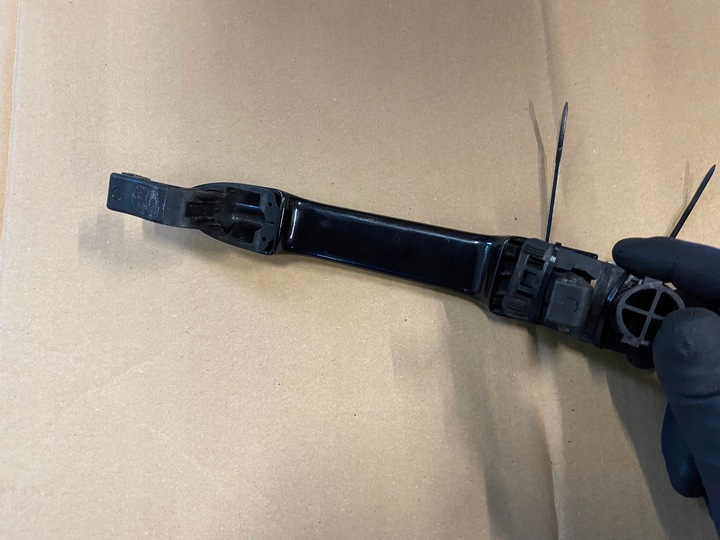 фото №6, Ручка зовнішня ліва двері лівий зад captur i renault 2014 чорна