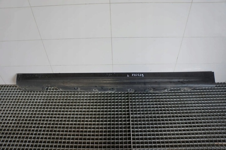 фото №1, Планка накладка порога порогова ліва - bmw 3 e46 sedan - 8209755