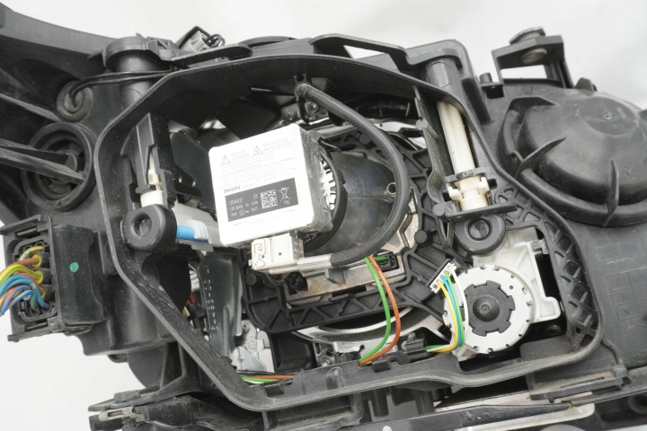 фото №16, Фара передняя левая bi-xenon bmw 5 e60 e61 рестайлинг 7177739