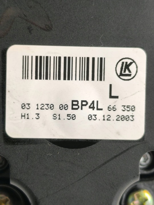 фото №9, Mazda 3 i 2004 кнопки стекло