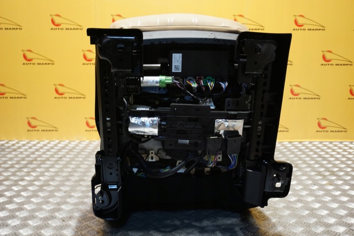 фото №7, Lincoln corsair 2020 - сиденье перед левый водителя переднее