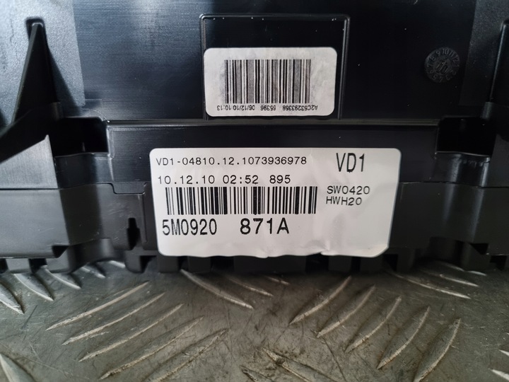 фото №9, Vw golf plus 1.6 tdi спидометр приборы