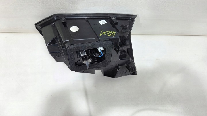 фото №9, Фара праве зад задня w кришка багажника peugeot 5008 ii 2 led 9811027780 права нова