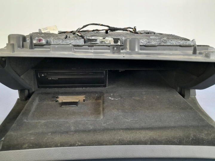 фото №6, Audi a6 c6 бардачок пассажира чейнджер 4f1857035ah