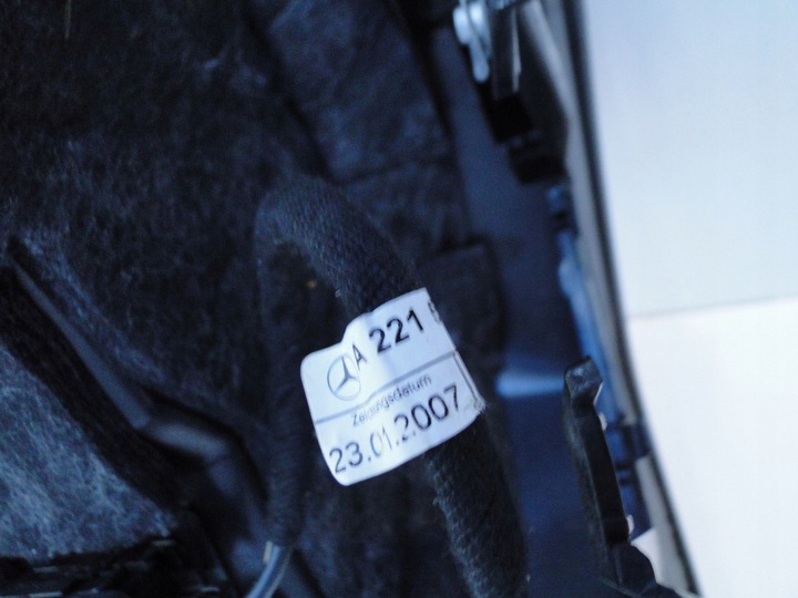 фото №10, Mercedes s класс 221 w221 бардачок пассажира