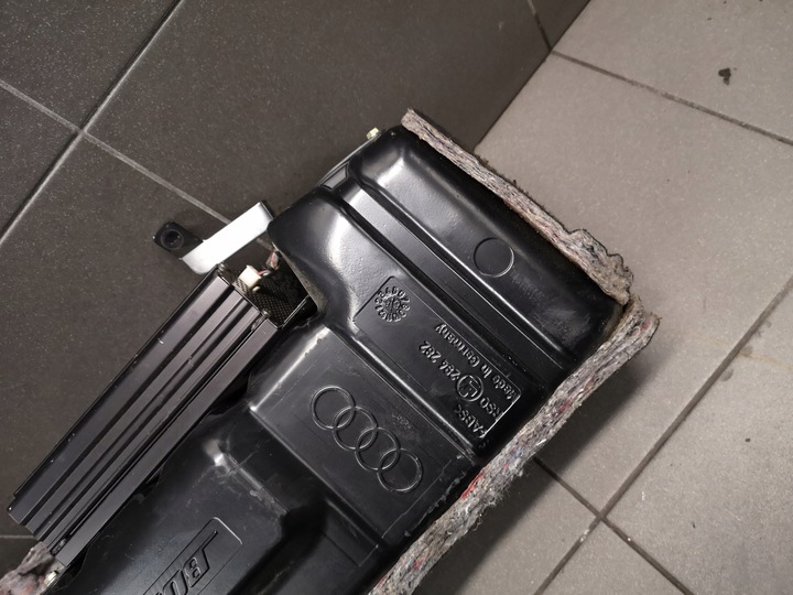 фото №7, Сабвуфер bose audi a6 c5 avant 4b9035382a