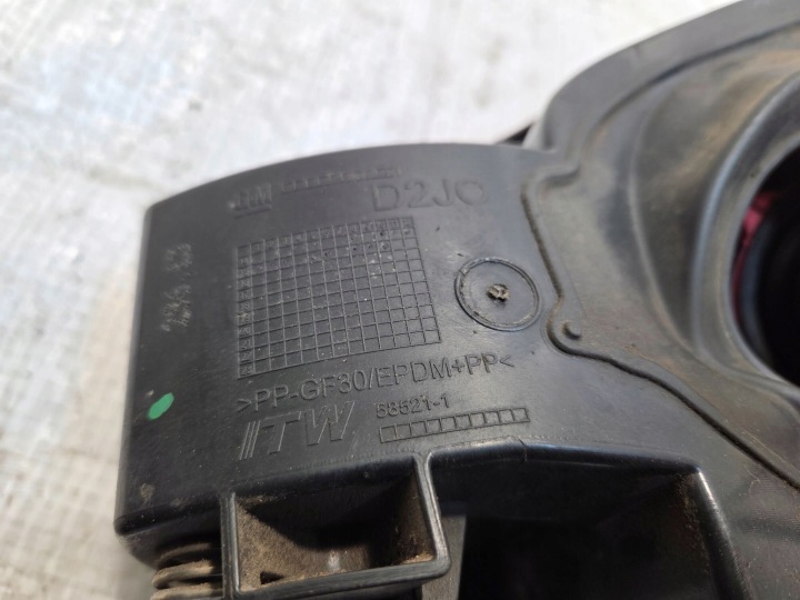 фото №8, Крышка заливка топлива opel astra v k hb 1,6 cdti 13354564 код краски z50b