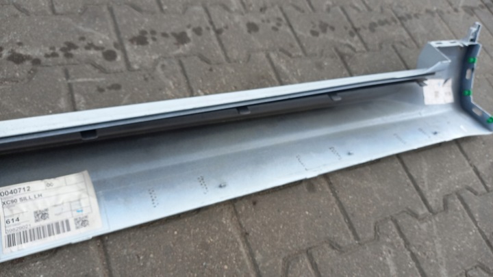 фото №10, Volvo xc90 ii молдинг пороговая левая 31395883