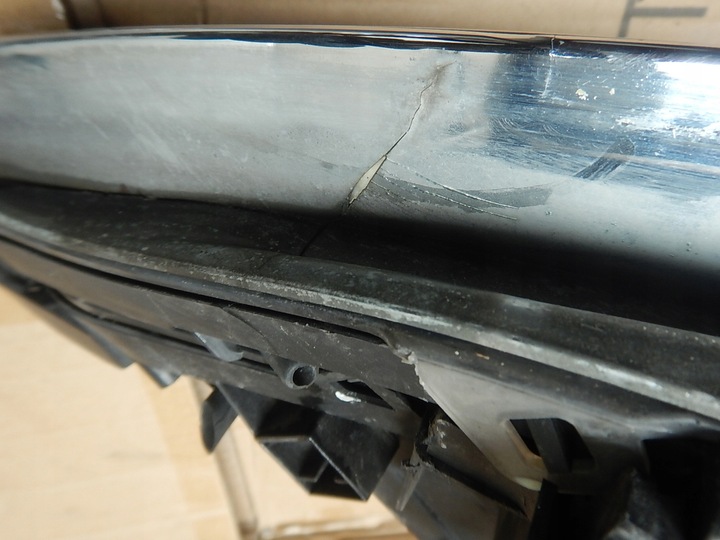 фото №10, Лампа перед ліва lancia delta iii 08- лінза h7 led eu