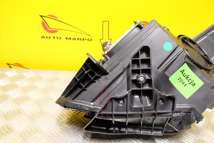 фото №16, Cadillac cts 2015- фара лампа звичайна soczewkowa права usa