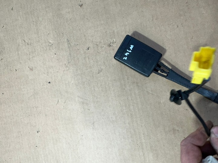 фото №8, Застібка ременя, ременів перед, передня права, ліва mercedes b клас w246 m