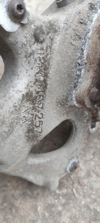 фото №8, Поворотный кулак з ступица левый перед audi a5 8t 1.8 tfsi 8k0407271p