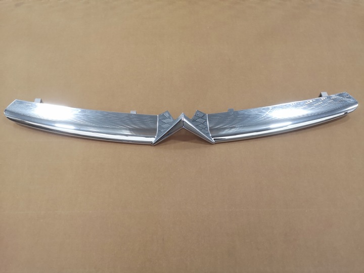 фото №1, Решётка решётка радиатора хром планка оригинальный номер citroen xsara picasso 9632099577