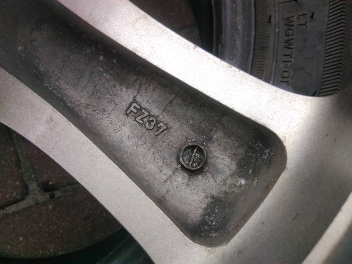 фото №13, Диск 18' 8,5j et33 5x114,3 nissan