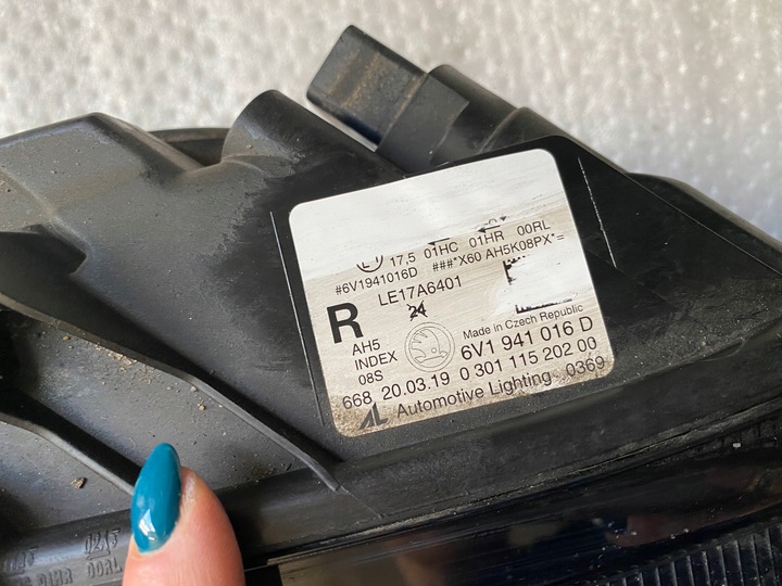 фото №7, 86 skoda fabia iii рестайлинг лампа правая led 6v1941016d
