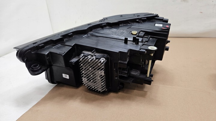 фото №7, Лампа правая перед audi q4 e-tron matrix 89a941036