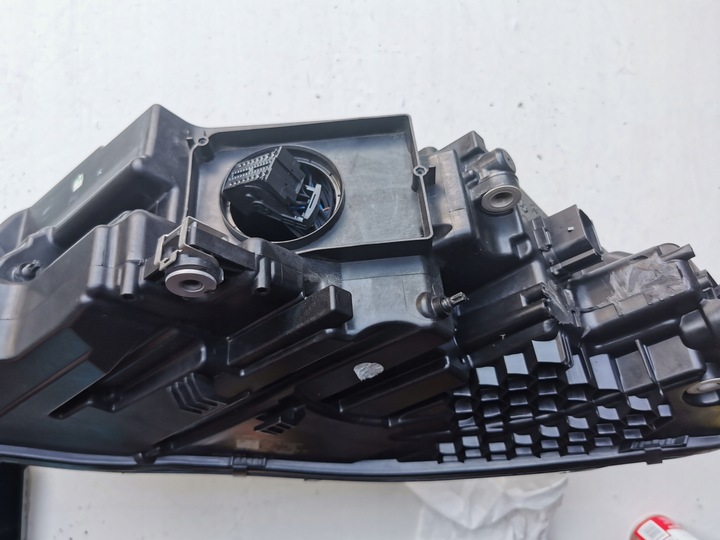 фото №10, Audi e-tron лампа ліва перед повний led usa 4ke941039b 2018 -