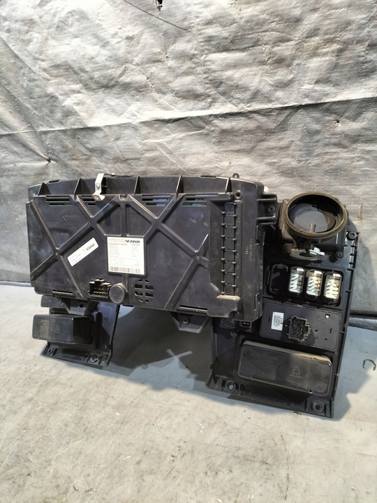 фото №10, Спидометр приборы scania r 2005r.