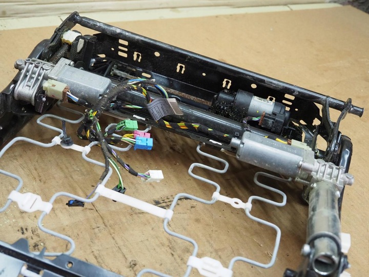 фото №14, Bmw e70 e71 каркас dół рама сиденья перед левый eur