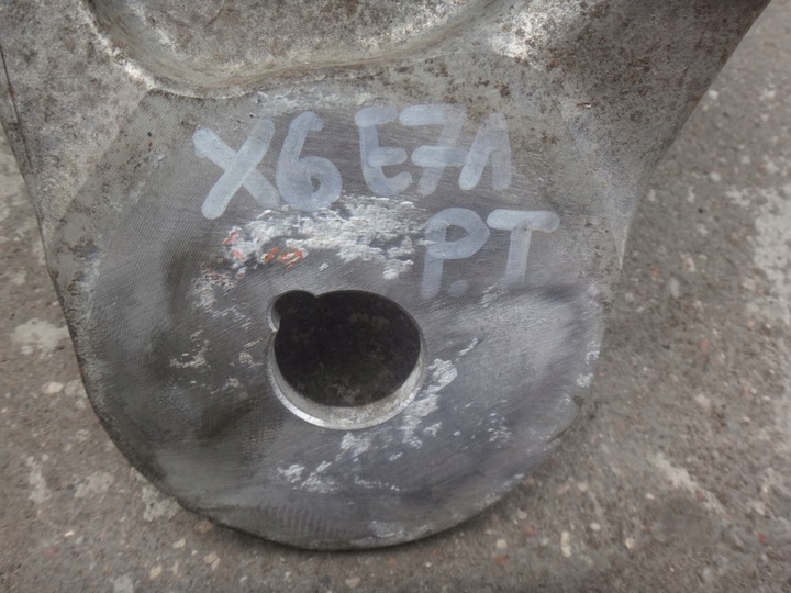 фото №10, Поворотна опора права правий зад задня bmw x5 e70 x6 e71