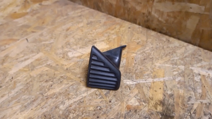 фото №1, Vw sharan galaxy alhambra 1.9 tdi 02 r решётка воздуховод