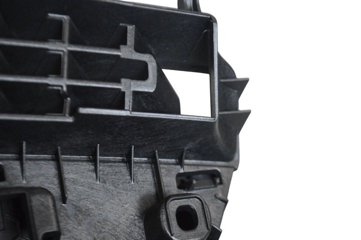 фото №5, Audi a3 s3 8v 2016 рамка бардачка панели распределительной