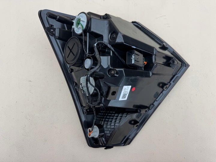 фото №12, Hyundai kona ii 2 23r- лампа правая задняя правые зад 92406-be0