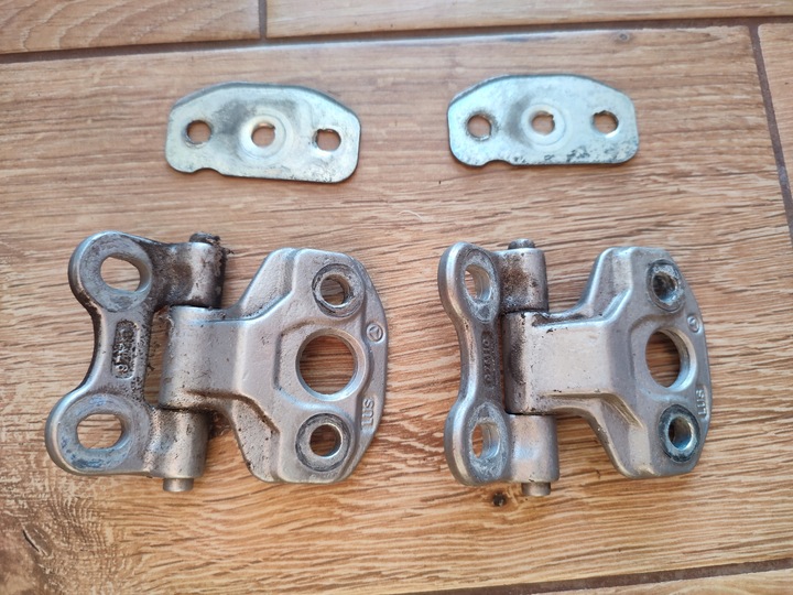 фото №1, Петля двері mercedes w210 97m10 lus